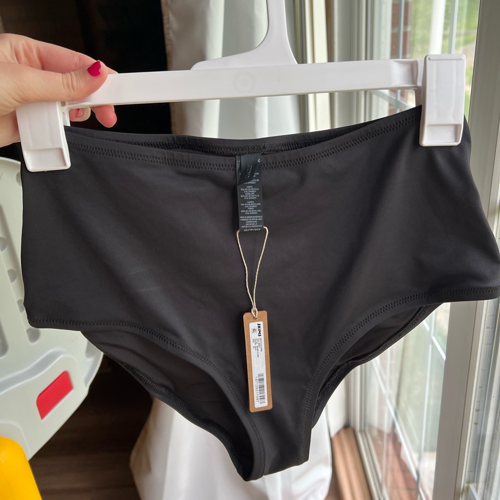 SKIMS NWT Bikini Bottoms